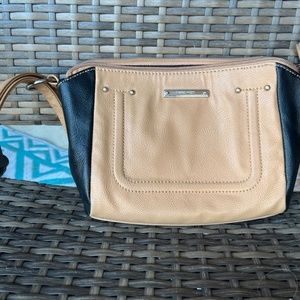 Nine West two tone crossbody bag